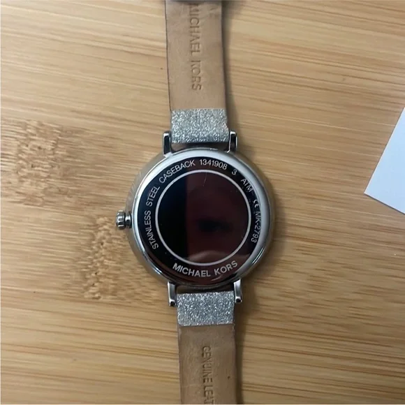 Michael Kors Silver Strap Watch - Picture 6 of 13